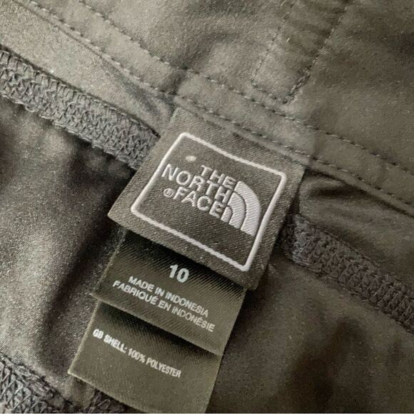 The Northface Black Quick Dry Shorts Size 10 - Picture 7 of 7